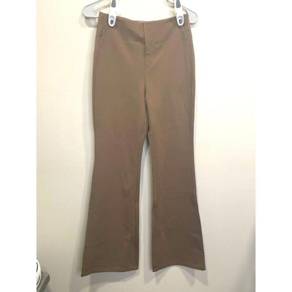 NWT Halara Flex High Waisted Back Side Pocket Flare Teak Brown Pants Size PS - Picture 4 of 8